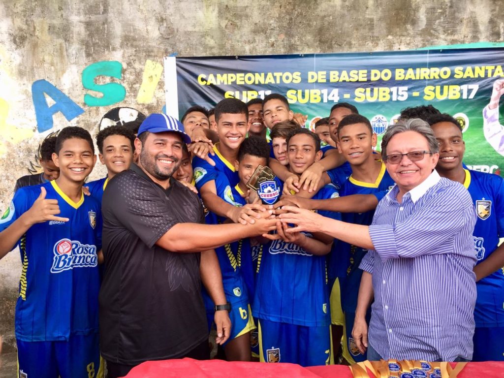 Dr. Gutemberg apoia Campeonato de Futebol do Santa Cruz